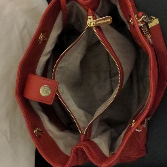 Michael Kors Red Purse - Picture 4 of 4